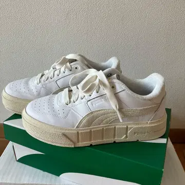 푸마 통굽 스니커즈