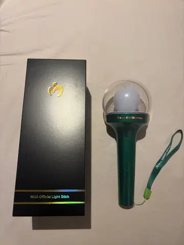 MGA Official Light Stick-Mr. GREEN APPLE