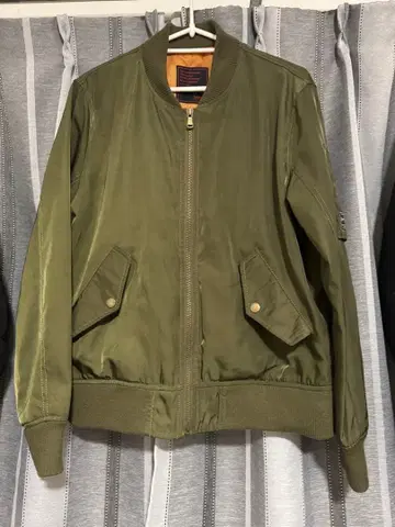 올리브 MA-1 스타일 자켓