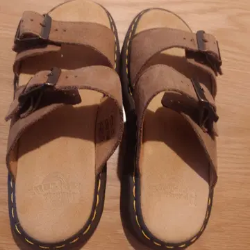 마틴 조셉 슬라이드 샌들 브라운 사이즈 UK7 (26 상당)