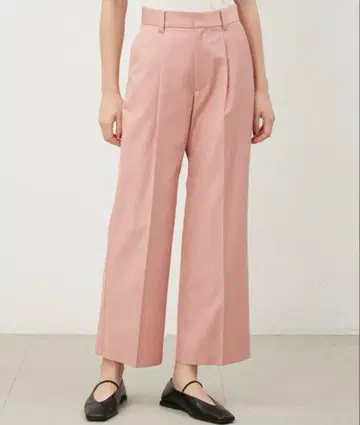 센터 프레스 턱 와이드 팬츠