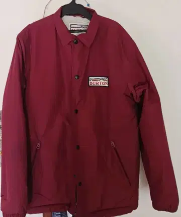 BURTON 빨간색 나일론 자켓
