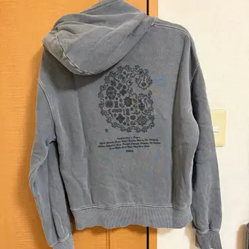 그레이 후드 부착 후드티