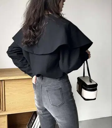 CAPRICIEUX LE'MAGE 빅 칼라 셔츠