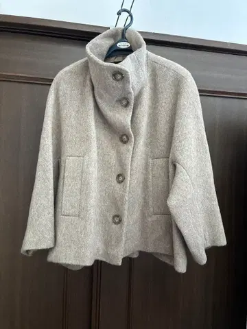 LOUNIE 새상품 인기 돌먼 코트 하이