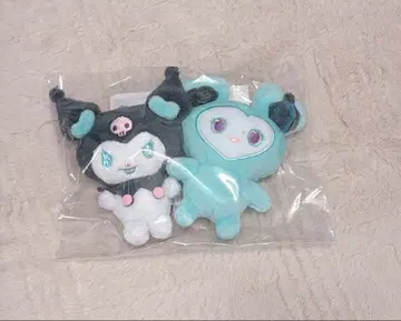 TWICE LOVELYS x SANRIO 참 세트 미나 미브리 쿠로미