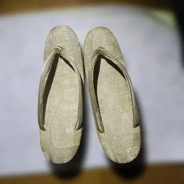 골드 무늬 조리