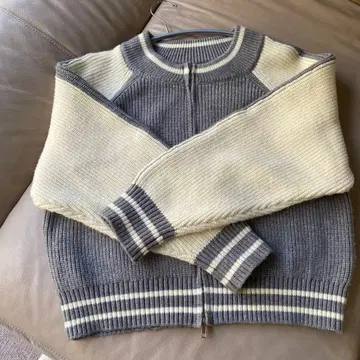 세븐 페어리 소매 라인 니트 가디건