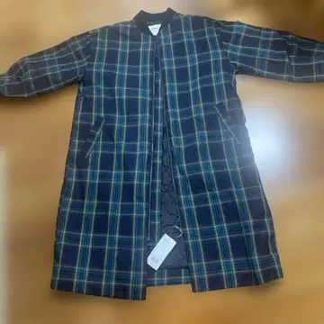 BEAMS HEART 네이비 체크 스텐카라 코트