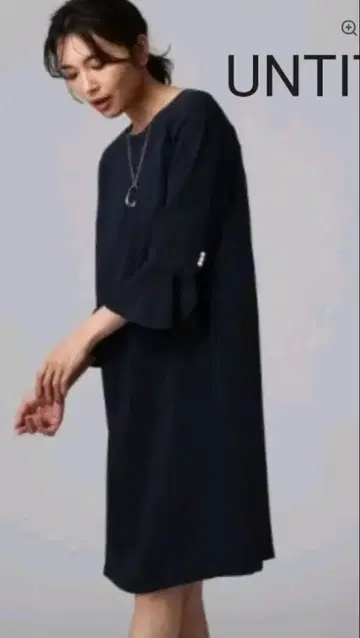 UNTITLED 플레어 슬리브 원피스 Size 2