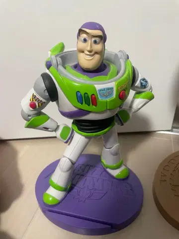 버즈 라이트이어 피규어 25주년 B상