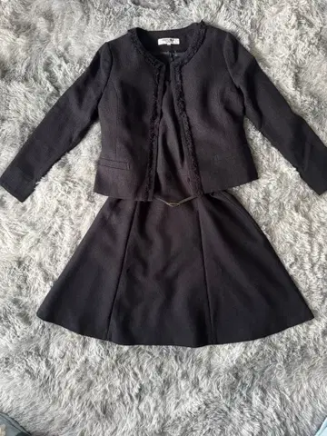 natural beauty basic 블랙 스커트 원피스 수트