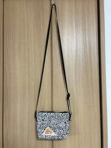 [ 새상품급 ] 켈티 KELTY 숄더백 달마시안 패턴