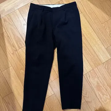 BY 더블 새틴 1P 와이드 테이퍼드 앵클 팬츠