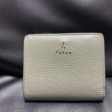 FURLA 올리브색 접이식 지갑