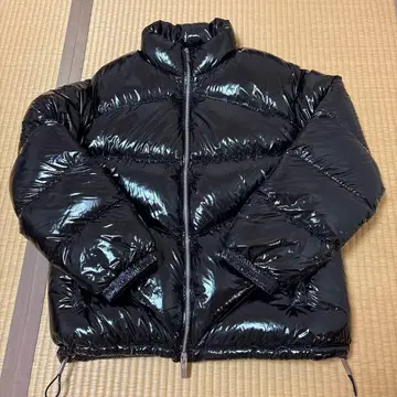 ARMANI EXCHANGE 블랙 다운 자켓