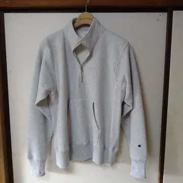 챔피온 리버스 위브 하프 지퍼 맨투맨