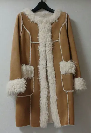 무스탕 코트 As know As