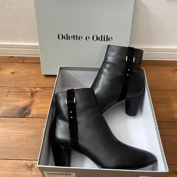 오데뜨 앤 오딜 숏부츠