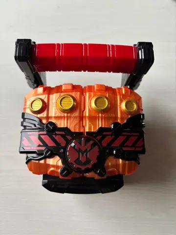 클로즈 마그마 너클 (풀 보틀 없음)