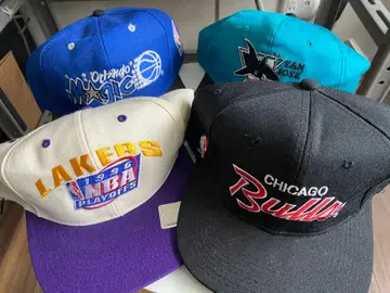 NBA, NHL 캡 4세트