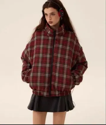 지하인 온라인 리버서블 다운 자켓 체크 무늬 블랙