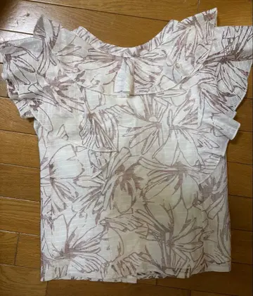 꽃무늬 프릴 소매 셔츠와 플레어 스커트 세트