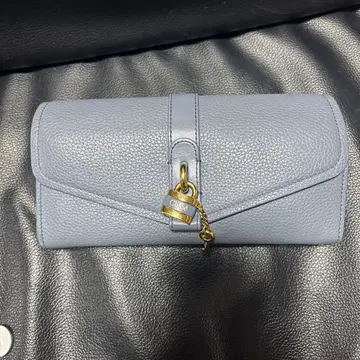 끌로에 블루 장지갑