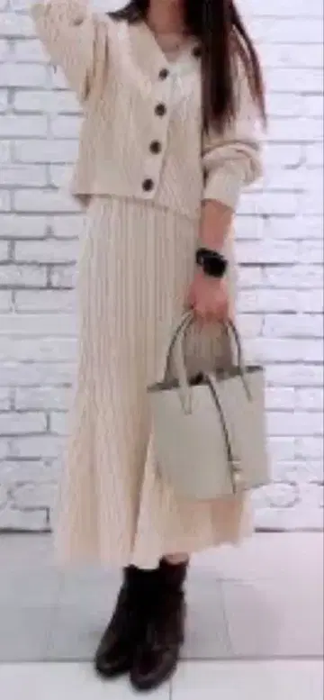플라스테 케이블 가디건 스커트 셋업 (긴팔)