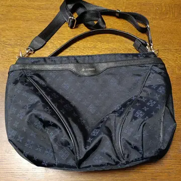 russet 숄더백 사선으로도 착용 가능