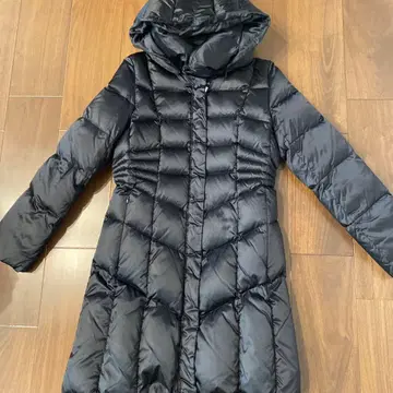 UNTITLED 후드 부착 다운 자켓 사이즈 2 블랙