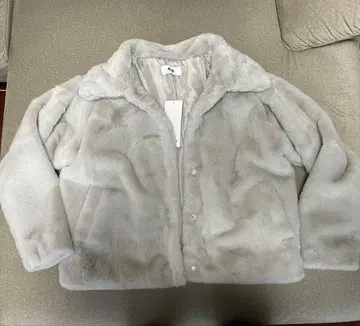 택 포함 새상품 AZUL by moussy 퍼 자켓 그레이 M