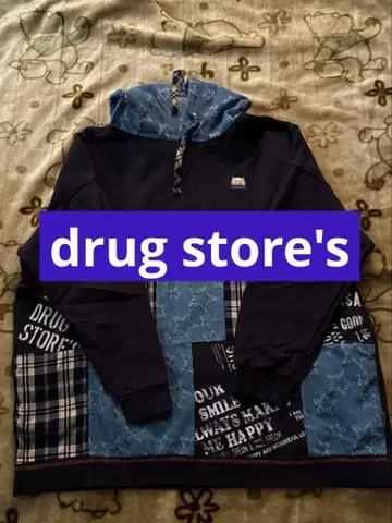 드럭 스토어즈 drug store's 부타짱 후드티