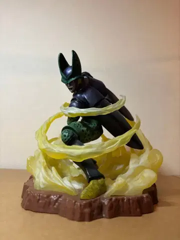 제일복권 드래곤볼 ~최고 레벨의 결전편~ B상 완전체 셀 피규어