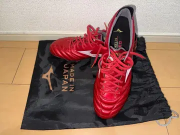 모렐리아 네오 4 40주년 한정판 모델 루비 레드 27.5