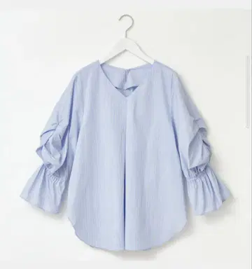 PLST 캔디 슬리브 코튼 블렌드 볼륨 슬리브 블라우스