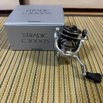 시마노 23 스트라딕 C2000S