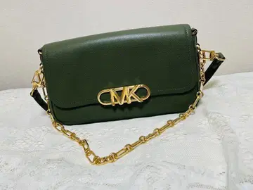 새상품 마이클코어스 그린 숄더백 골드 금장 장식