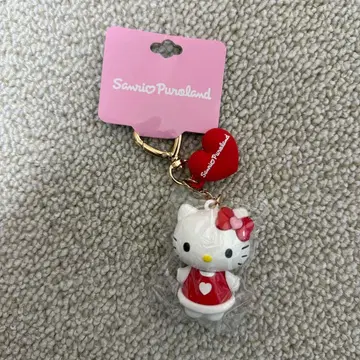 푸로랜드 한정 원포인트 하트 시리즈 PVC 마스코트 헬로키티