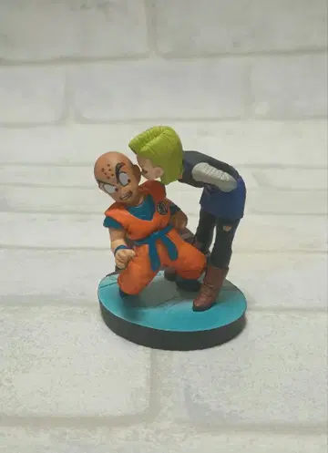 드래곤볼 캡슐 네오 크리린 & 18호 드라캅