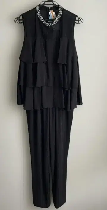 Autrice 올인원 팬츠 드레스 비쥬