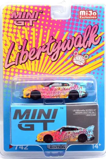 MINI GT Nissan 35GT-RR KUMA LBWK