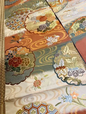 순수 실크 눈꽃 무늬 꽃 무늬 당오리