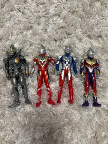 울트라맨 피규어