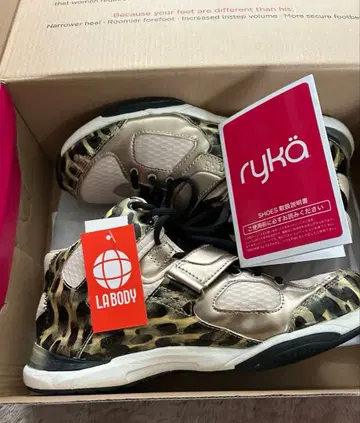 라이카 피트니스 신발