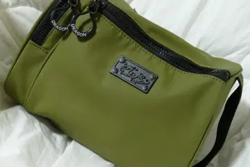 새상품 댄스 위드 드래곤 로고 프린트 카트 백 소품함 KA