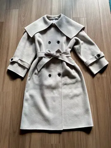 새상품급 프라이오리티 롱 코트 M 사이즈