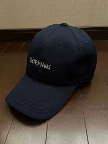 BRIEFING SAMPLE MEN'S CAP