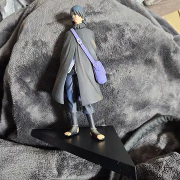 우치하 사스케 피규어