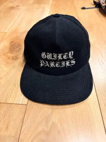GUILTY PARTIES 블랙 워크캡